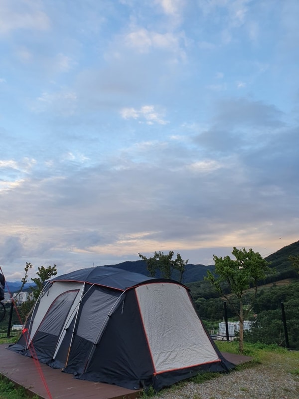 [2020년 캠핑기록]  양주 하늘 캠핑장 후기 | 도시뷰 캠핑...