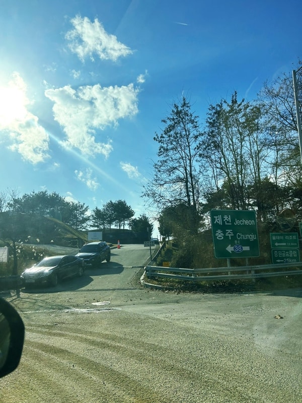 [충주호 캠핑월드] ️ 뷰 깡패! 충주호 캠핑월드 6번 글램핑...