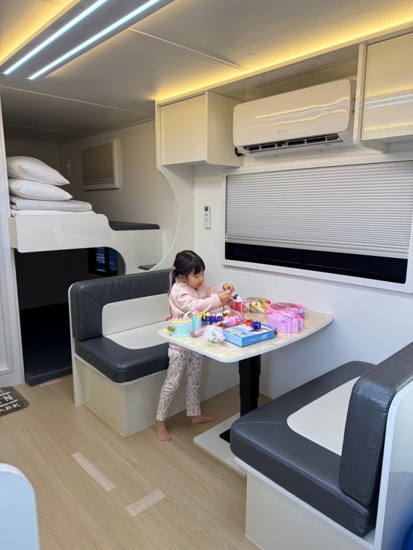 용인 소풍캠핑장 | 아이와 함께 1박2일 12호 카라반 후기