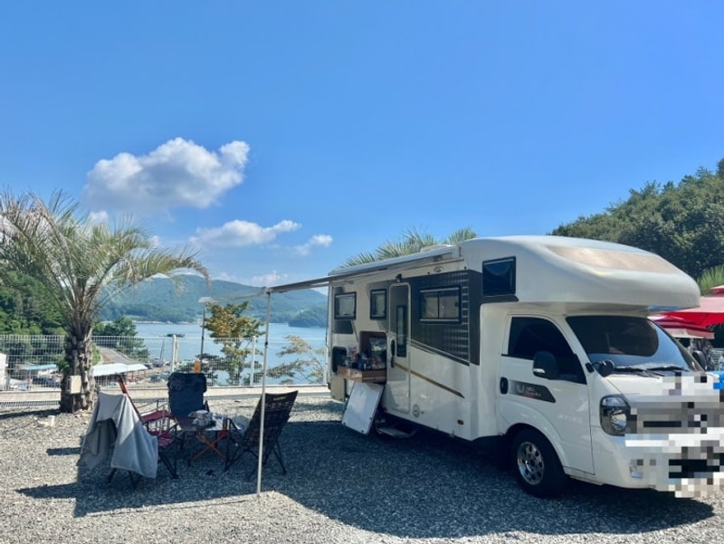 더숨포레스 마산 오토캠핑장 파쇄석 캠핑카 후기 ( 편의시설...