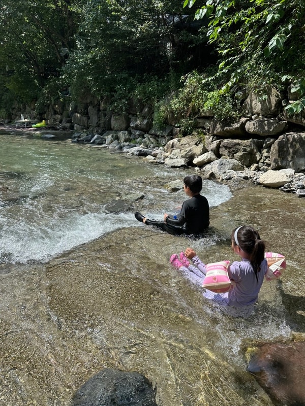 포천 담터오지캠핑장 피크닉 평상 이용 후기