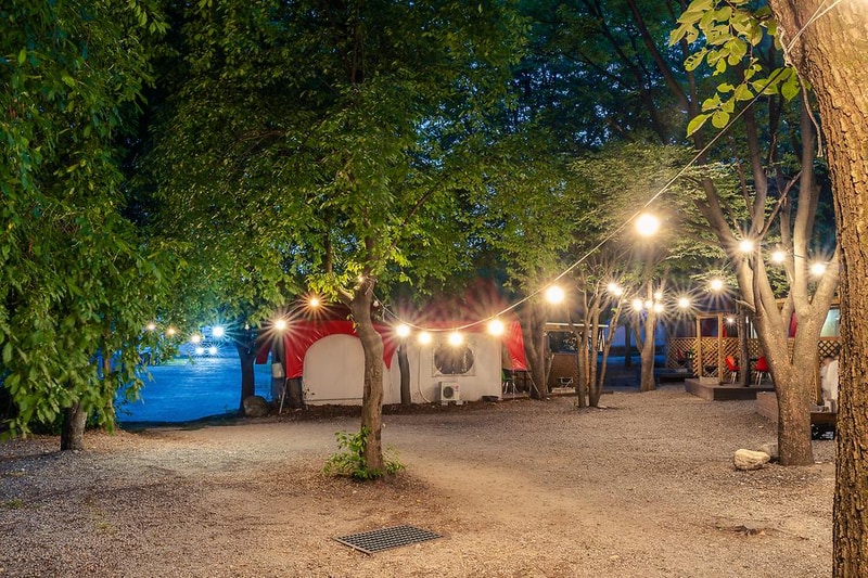 휴레스트 글램핑앤카라반 시설 사진 13