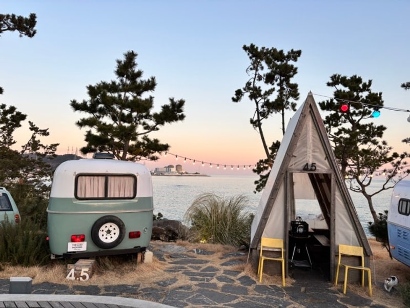 기장 더 무빙카라반