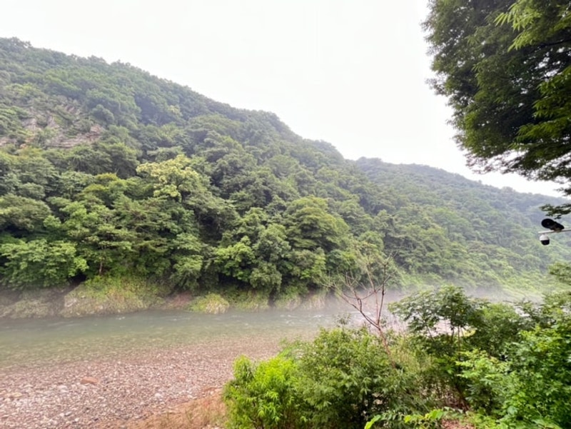 가평 중바위캠핑장