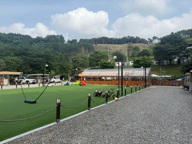 포천 알맹이 캠핑 글램핑 아이들 놀기 좋은 키즈 글램핑