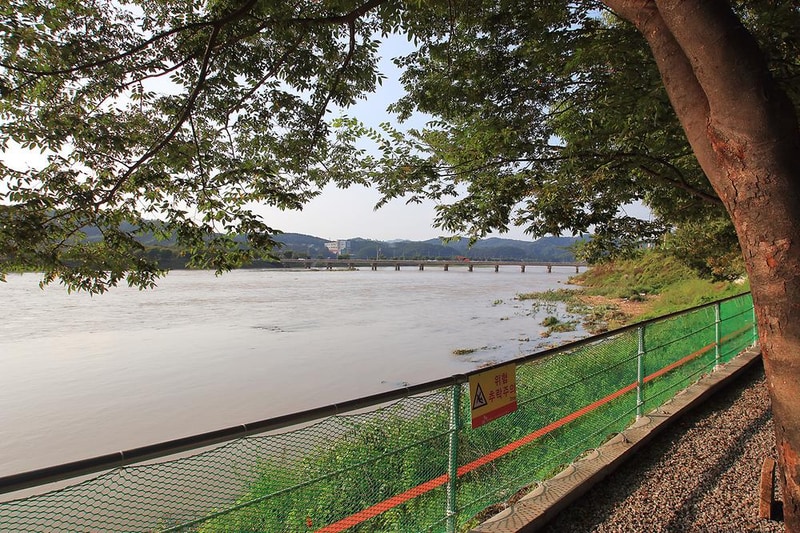 강변오토캠핑장 시설 사진 9