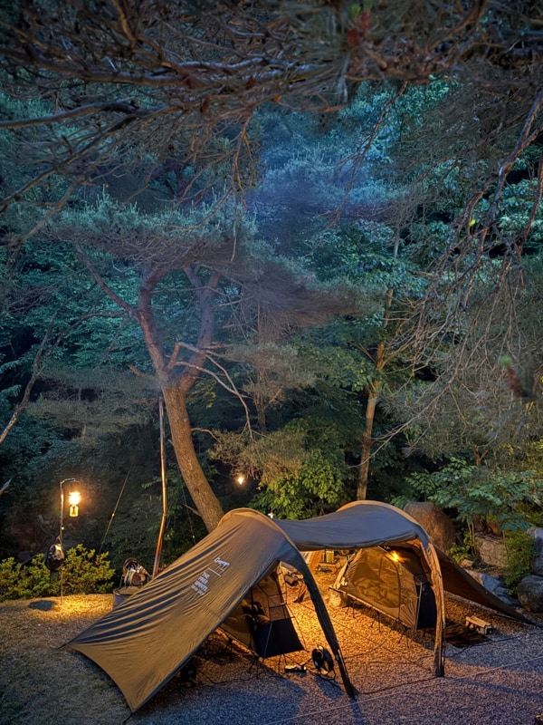 시원한 계곡과 마주한 산청지막계곡 캠핑장