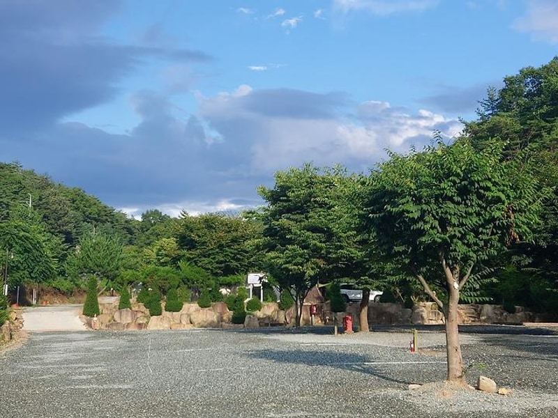 화양숲노리캠핑장 대표 사진