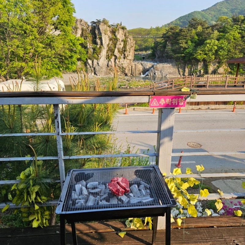 지난 5월 초 충주여행 정리 / 팔봉글램핑 9봉, 카페 더젬...