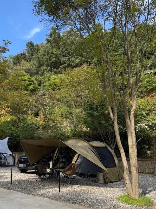 가을 캠핑 시즌이 도라왔슨  가평 캠프 네버랜드 캠핑장, B12...