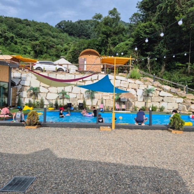 캐스트라글램핑 대표 사진