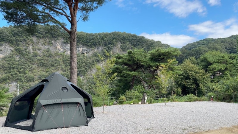 영월 한반도캠핑장 리뷰 – 뻥 뚫린 절벽뷰, 넓은 사이트 가을...