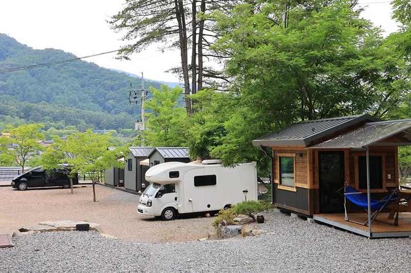 유명산 계곡 캠핑장 대표 사진