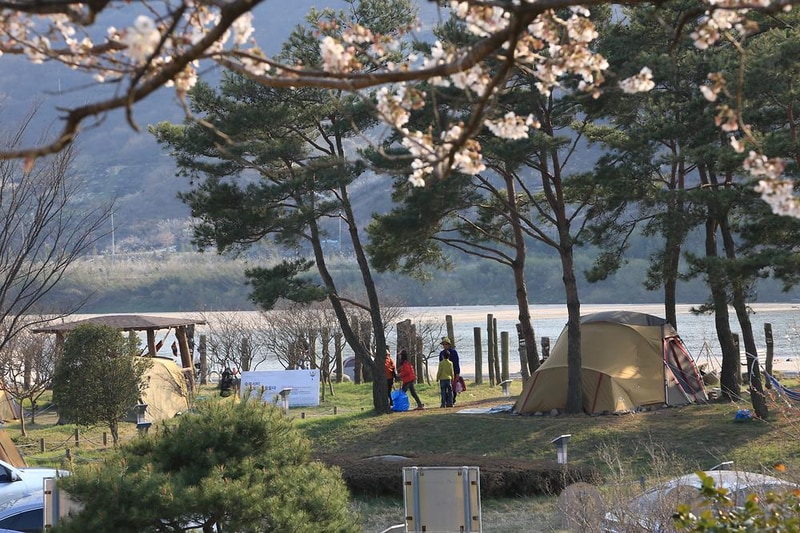 평사리공원 야영장 시설 사진 1