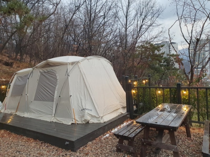 은평구 앵봉산가족캠핑장 C2 데크 사이트 후기