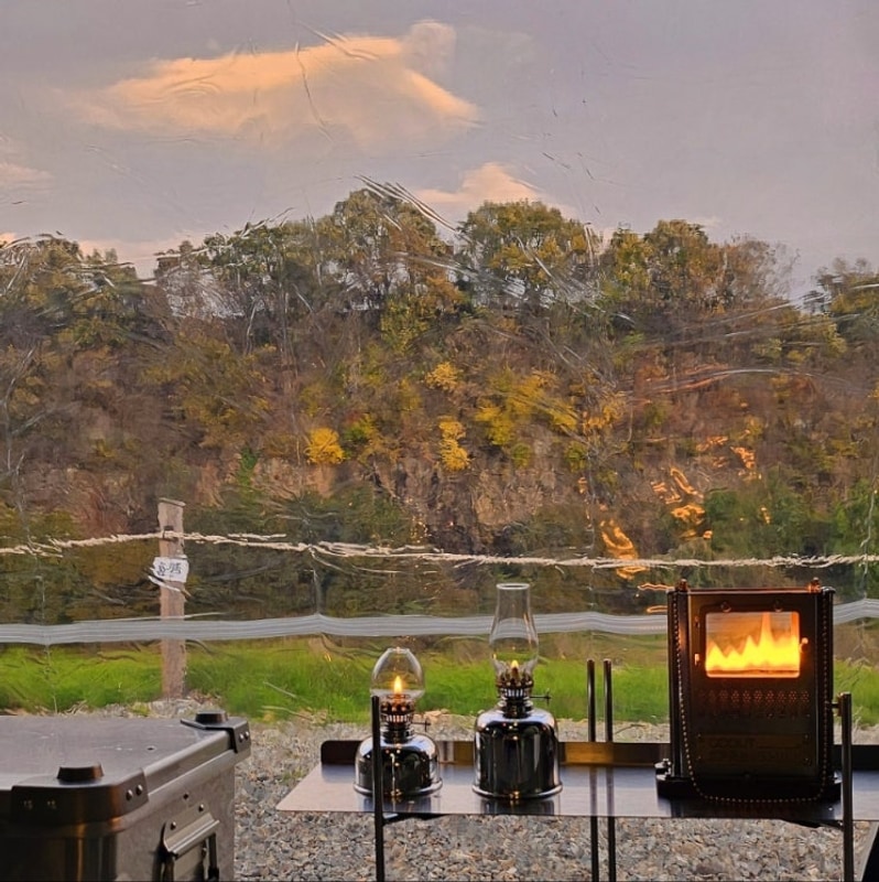 연천 스톤브룩캠핑장 B-25 사이트 후기 꽤 멋진 주상절리뷰...