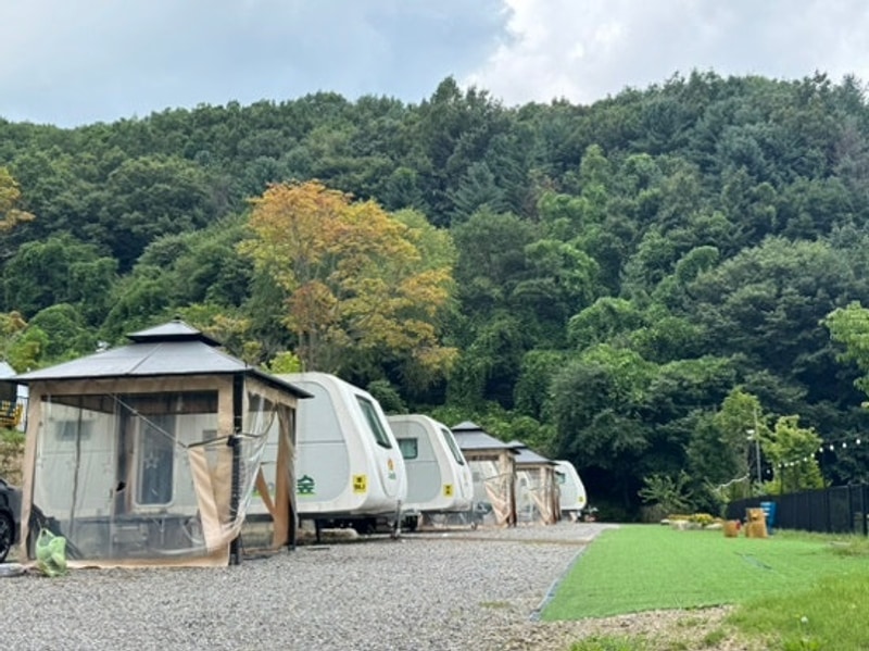 [포천] 1박2일 글램핑 | 스토리숲 카라반 후기
