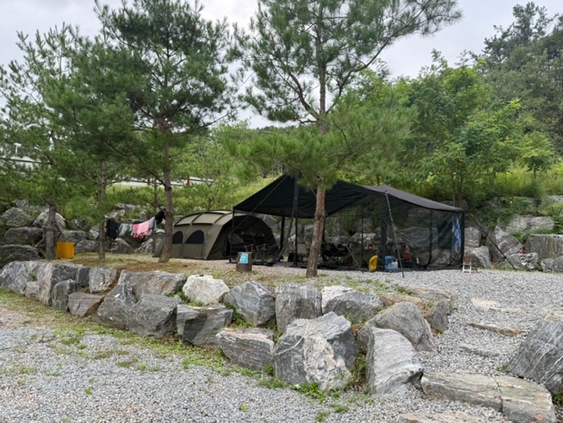 용인 소풍캠핑장 [ 수영장 / 마-7/ 매점  ] 오크돔 L