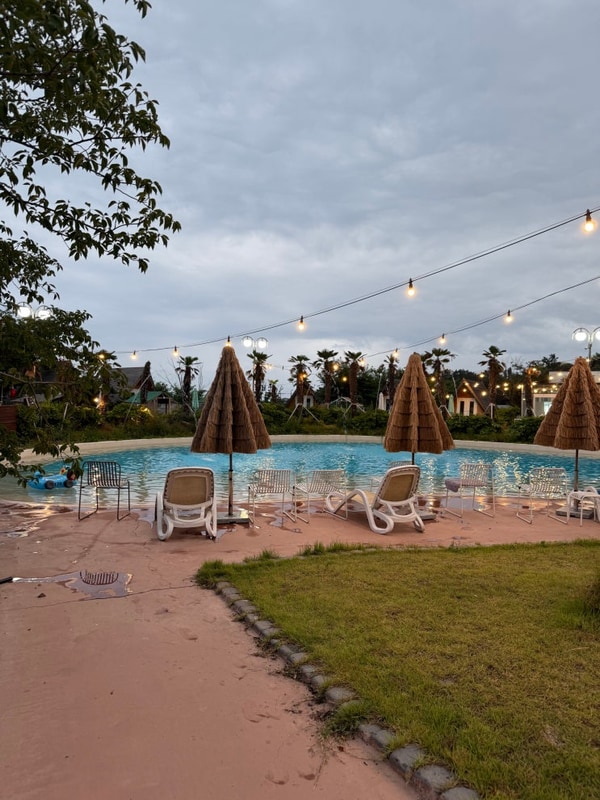 포항 캠크닉 수영장 오숲도숲 방갈로에는 에어컨이