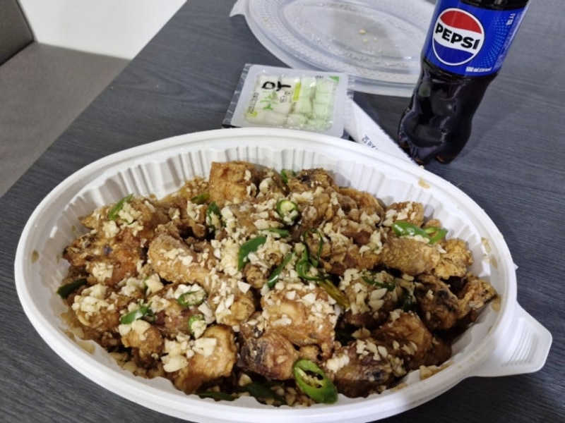 경북 의성 맛집 시장통닭 마늘치킨 빙계얼음골야영장