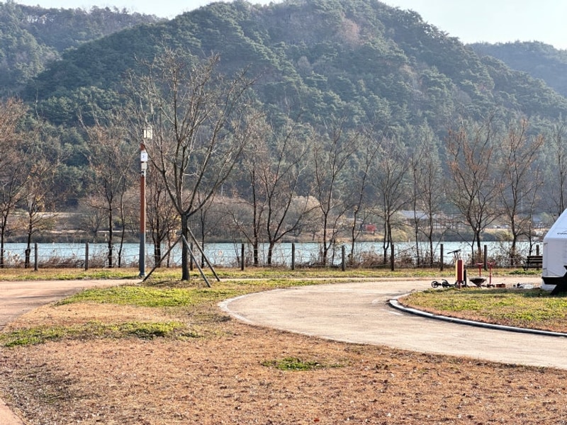 상주보 오토 캠핑장ㅣ모델 Y와 함께한 겨울 차박 후기(A구역...