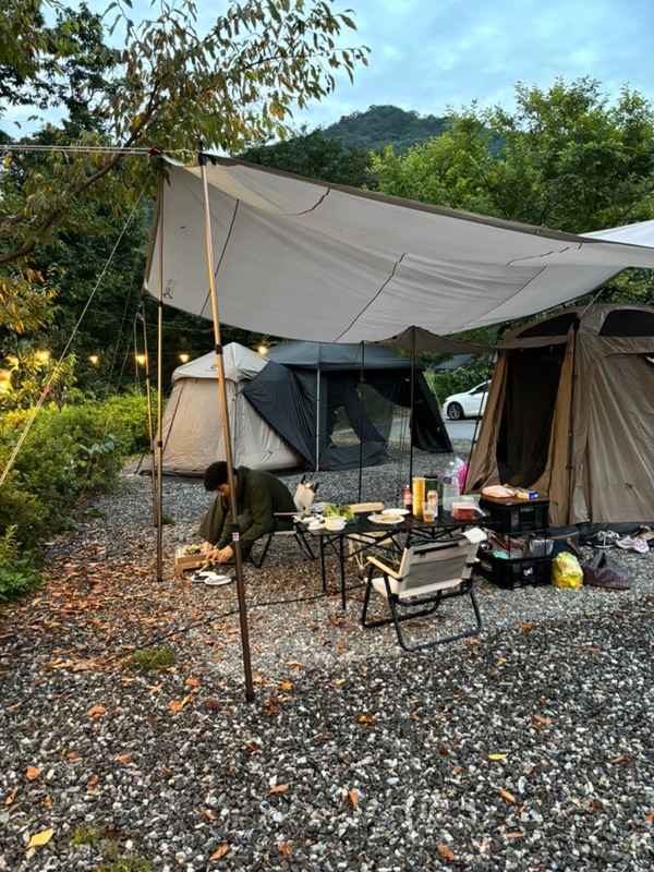 가평무릉도원캠핑장 사이트 B2 파쇄석 캠핑 후기 매점