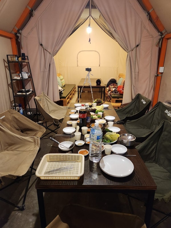 [청계산입구역 / 서초바글] 감성터지는 서울 캠핑식당