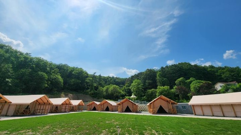 에잇시즌즈 대표 사진