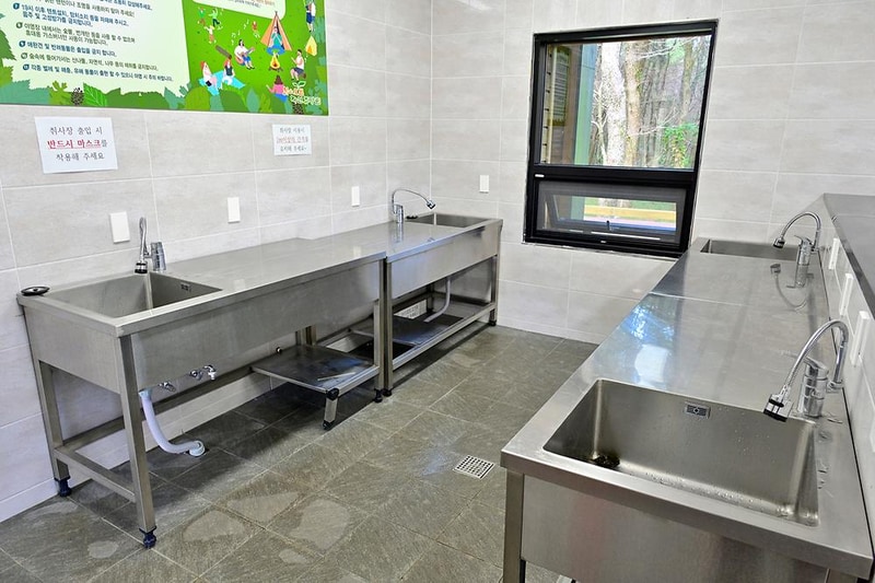 붉은오름 자연휴양림 숲속 야영장 시설 사진 31