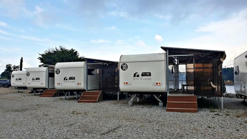 파티엔 카라반 글램핑 펜션캠핑-충남서산태안점 대표 사진