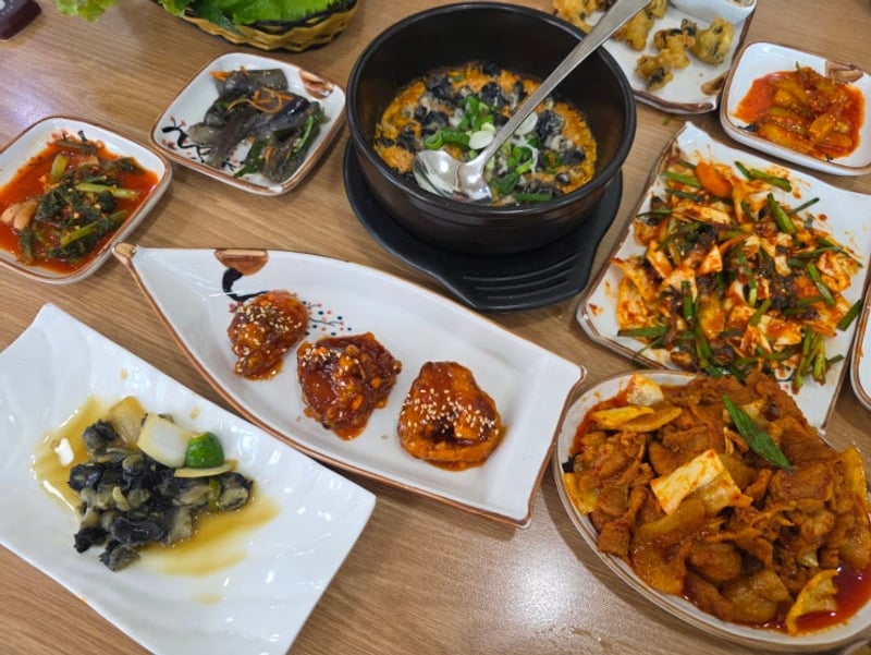 영인산
