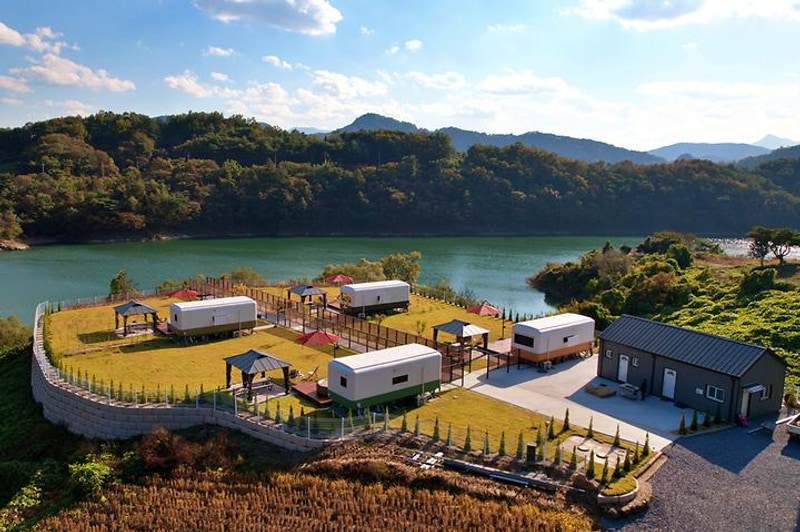 청풍레이크 카라반 대표 사진