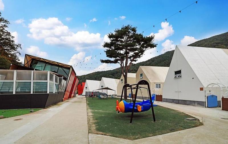 가평 아이섬 풀 글램핑 대표 사진