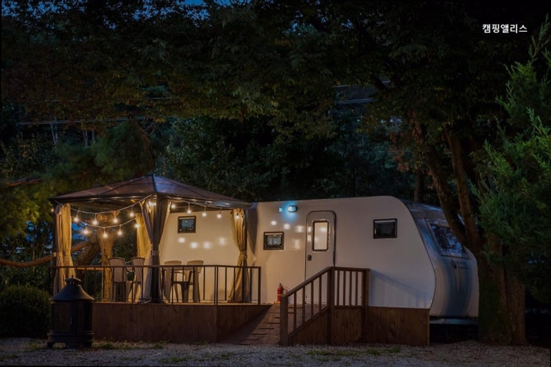 캠핑 앨리스 대표 사진
