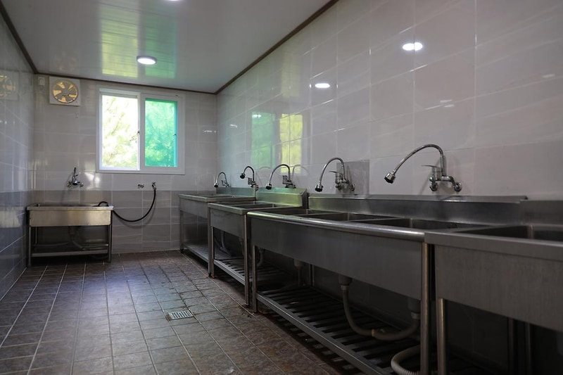 계곡과느티나무 캠핑장 시설 사진 13