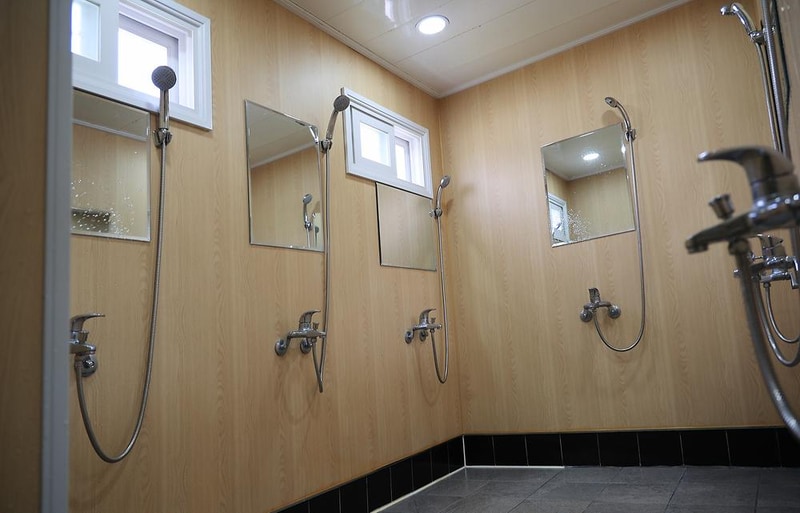 곰취향 가득한 팔랑골 캠핑장 시설 사진 1