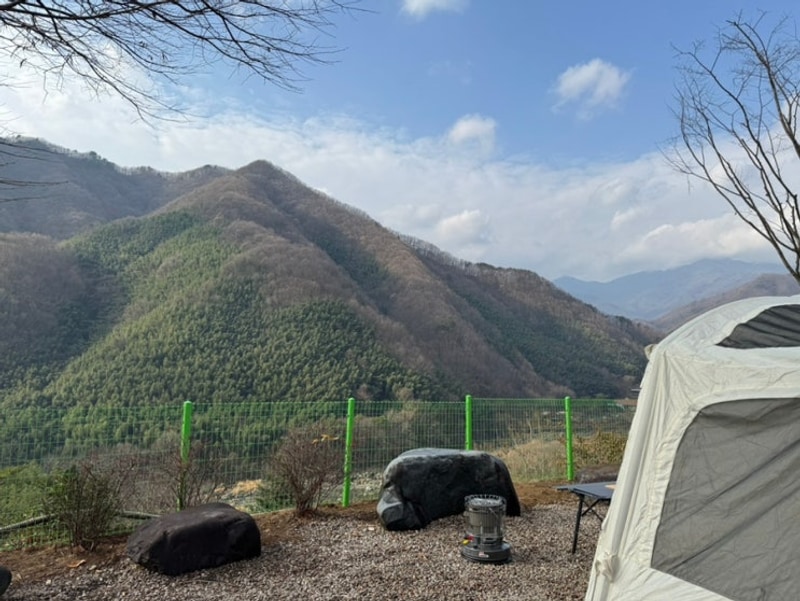 경남 산청 숲뷰 캠핑장 추천 ‘지리산 당근오토캠핑장...