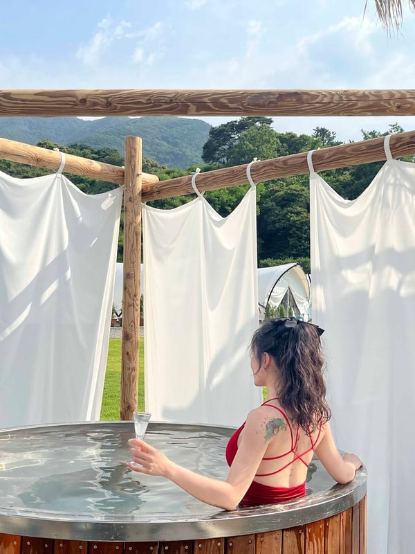 월명 글램핑 대표 사진