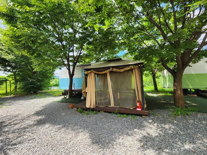 포천 글램파크 글램핑 카라반 시설 사진 1