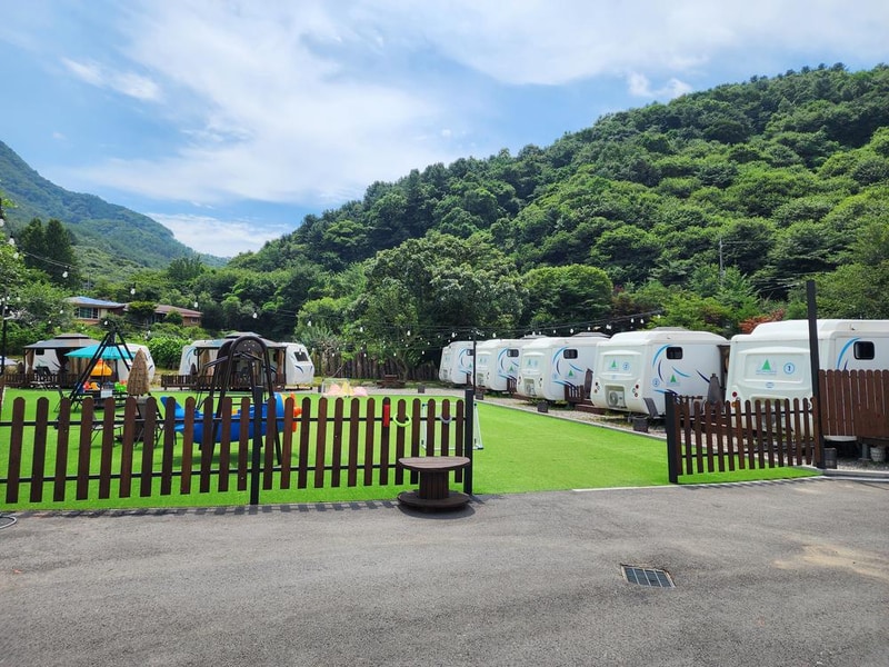 가평 글램스테이 글램핑 카라반 펜션 시설 사진 3