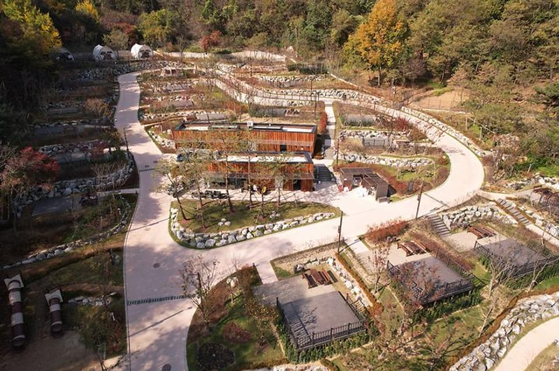 앵봉산 가족캠핑장 대표 사진