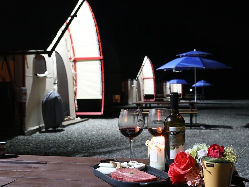 그랑블루 글램핑야영장 시설 사진 1