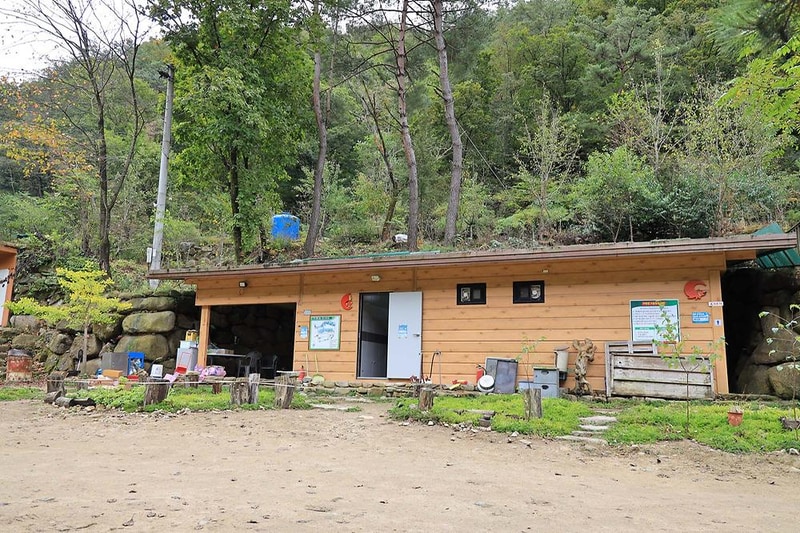트리하우스계곡야영장 시설 사진 6