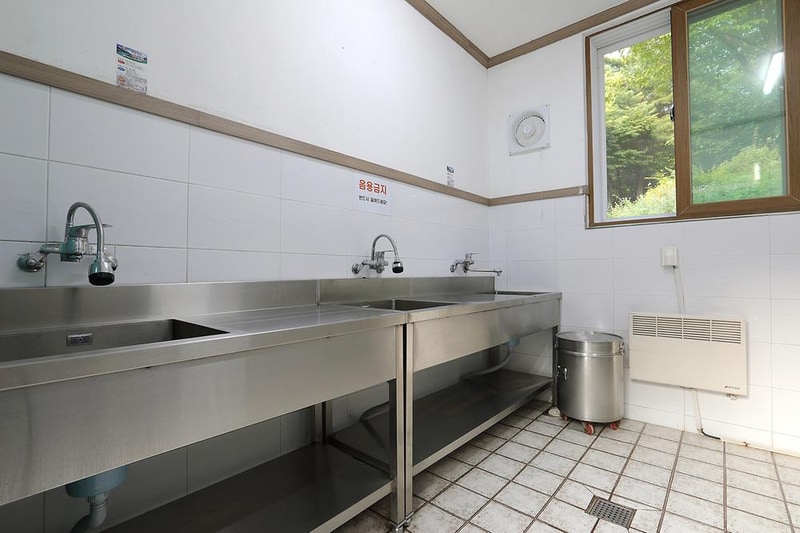 계룡산동학사자동차야영장 시설 사진 1