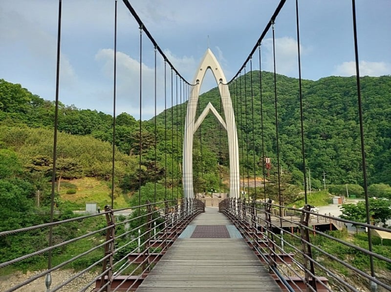연하협구름다리