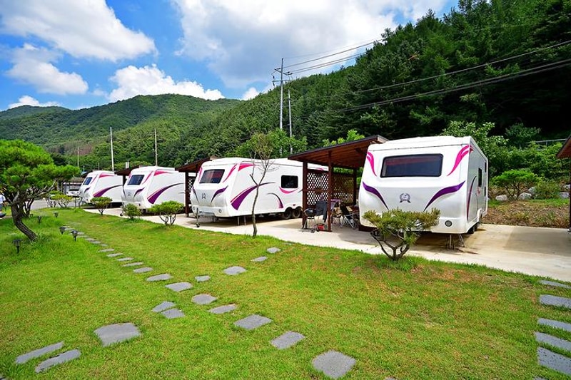 더하루야영장 대표 사진