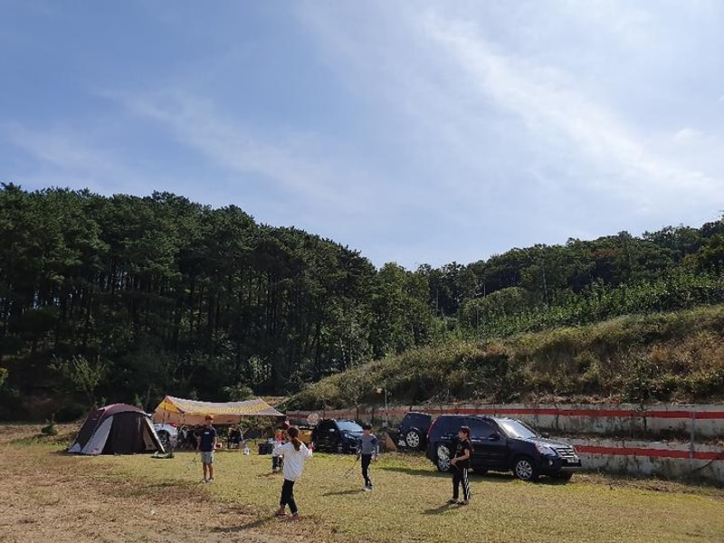 배나무꽃 캠핑장