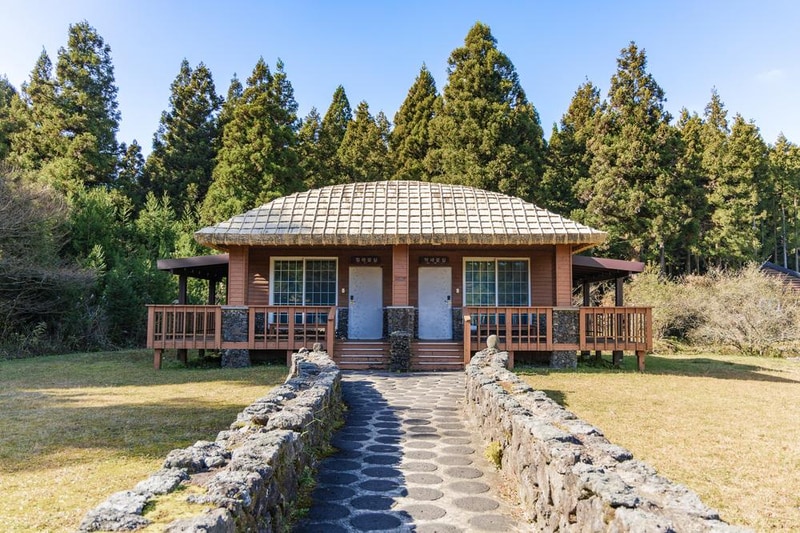 붉은오름 자연휴양림 숲속 야영장 시설 사진 9