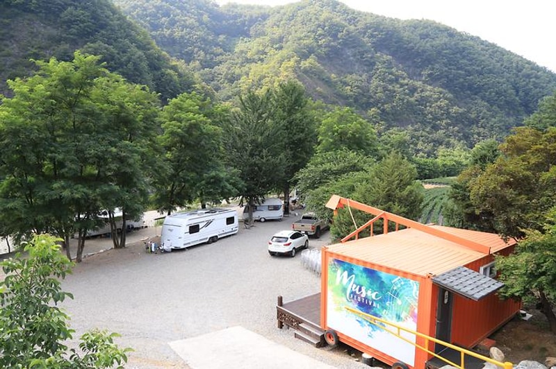 마루펜션 캠핑장