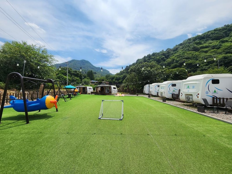 가평 글램스테이 글램핑 카라반 펜션 시설 사진 2